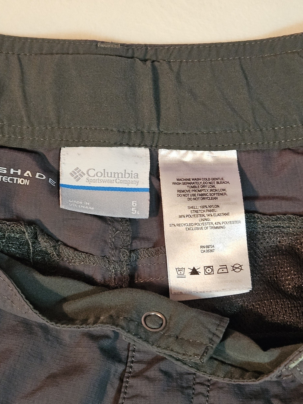 Columbia Men’s Gray Outdoor Shorts